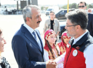 FESTİVALE KATILAN YUMAKLI, VALİ TARAFINDAN KARŞILANDI