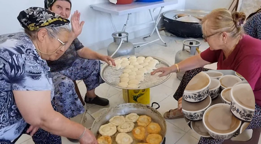 KÖY KADINLARINDAN DAYANIŞMA RUHU! KEŞKEK ETKİNLİĞİ