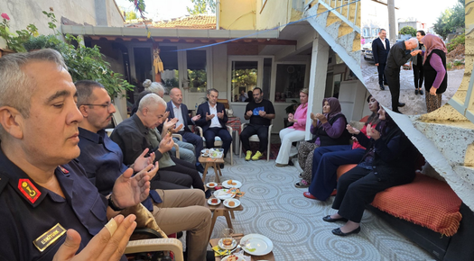 KIRKLARELİ VALİSİ TURAN, ŞEHİT AİLELERİNİ ZİYARET ETTİ