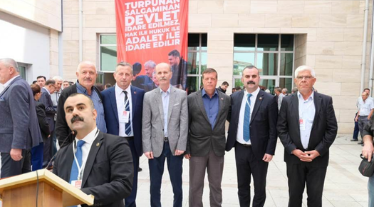 BAŞKAN MARTİN’DEN CHP İLÇE KONGRESİNE TEBRİK