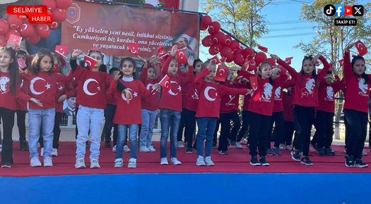 TAYAKADIN KÖYÜNDE CUMHURİYET COŞKUSU YAŞANDI