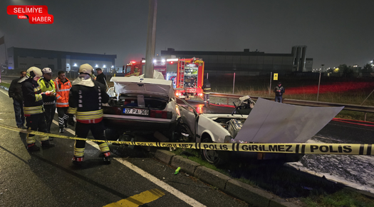 TEKİRDAĞ’DA DİREĞE ÇARPAN OTOMOBİLİN SÜRÜCÜSÜ YARALANDI