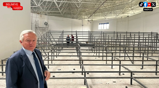 KERMAN, SİNEMA VE TİYATRO SALONU İNŞAATINI İNCELEDİ