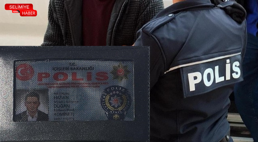 SAHTE POLİS KİMLİĞİYLE YAKALANAN KURYE GÖZALTINA ALINDI