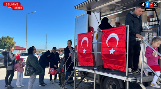 EDİRNE BELEDİYESİ’NDEN VATANDAŞA PİLAV İKRAMI