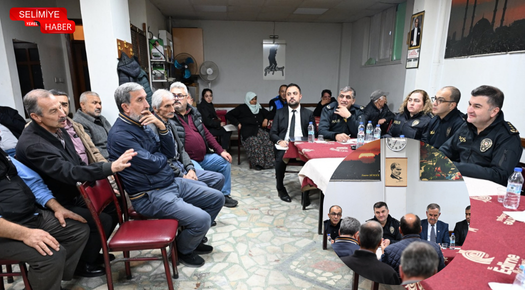 MÜDÜR AYHAN MAHALLE SAKİNLERİYLE BİR ARAYA GELDİ