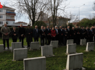 UZUNKÖPRÜ’NÜN KURTULUŞ BAYRAMI ŞEHİTLİKTE BAŞLADI