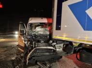 EDİRNE’DE PANELVAN TIRA ÇARPTI: 1 KİŞİ YARALANDI