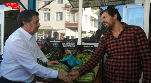 KÜÇÜK ESNAF AYAKTA KALMA MÜCADELESİ VERİYOR