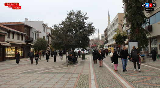 SARAÇLAR CADDESİ’NDE YENİ YIL DURGUNLUĞU