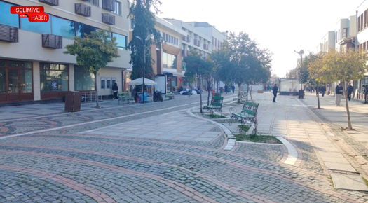 SARAÇLAR CADDESİ SESSİZLİĞE BÜRÜNDÜ