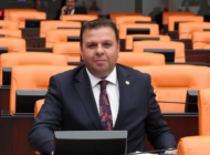 EDİZ ÜN: ”SUYU YÖNETMEZSENİZ AKIŞINA KAPILIRSINIZ”