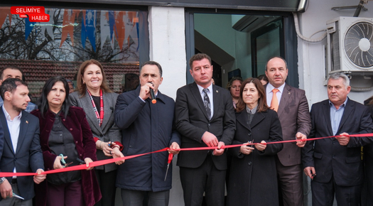 AK PARTİ KIRCASALİH BELDE BAŞKANLIĞI HİZMETE AÇILDI