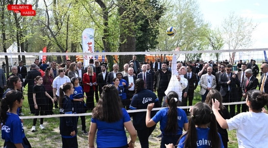 EDİRNE’DE 23 NİSAN ETKİNLİKLERİ SÖĞÜTLÜK’TE