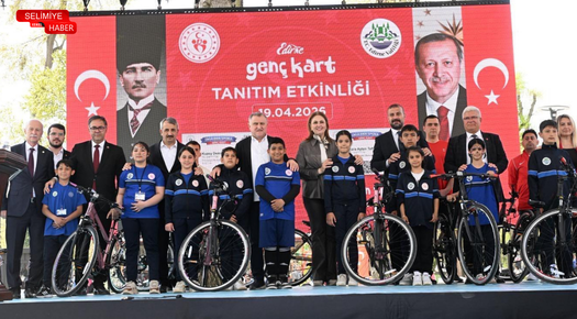 BAKAN OSMAN AŞKIN BAK EDİRNE’DE GENÇLİK PROJELERİNE KATILDI