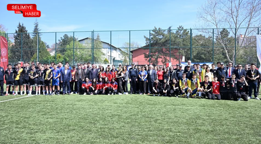 GENÇLER SPORDA BULUŞTU TURNUVA TAMAMLANDI