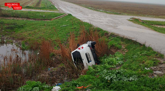 ENEZ YOLUNDAKİ KESKİN VİRAJ KAZALARI ARTIRIYOR