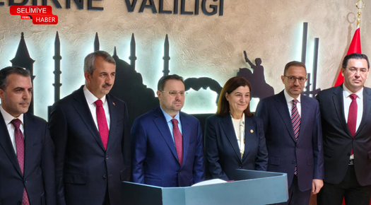 ADALET BAKANI AKIN GÜRLEK EDİRNE’DE VALİLİĞİ ZİYARET ETTİ