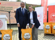 SEZER KEŞAN’DA HİBRİT AYÇİÇEĞİ TOHUMU DAĞITTI