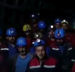EDİRNE ÖZŞEN  HAKLARINI ALAMAYAN İŞÇİLER YERALTINA KAPANARAK DEVAM EDİYOR