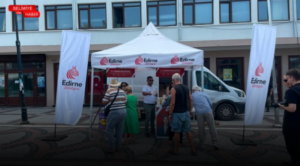 EDİRNE BELEDİYESİNDEN VATANDAŞLARA AŞURE İKRAMI
