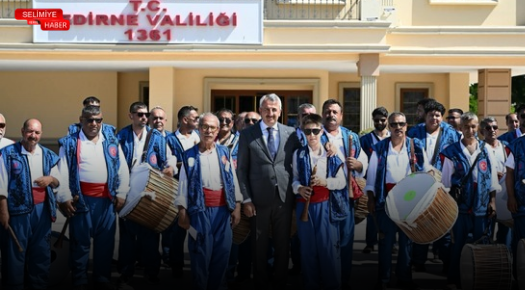 VALİ SEZER’E DAVUL-ZURNALI KIRKPINAR DAVETİ