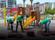 PARK VE BAHÇELER EKİPLERİ KENT GENELİNDE ÇALIŞMALARINI SÜRDÜRÜYOR