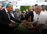ÜRETİCİLERE 20 SERA VE 20 ÇAPA MAKİNESİ DESTEĞİ