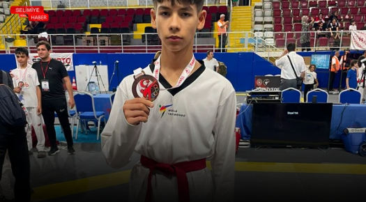 MİNİKLER TÜRKİYE TAEKWONDO ŞAMPİYONASI’NDA EDİRNE’YE BRONZ MADALYA