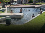 EDİRNE’DE SICAKTAN BUNALAN GENÇLER SÜS HAVUZUNDA SERİNLEDİ