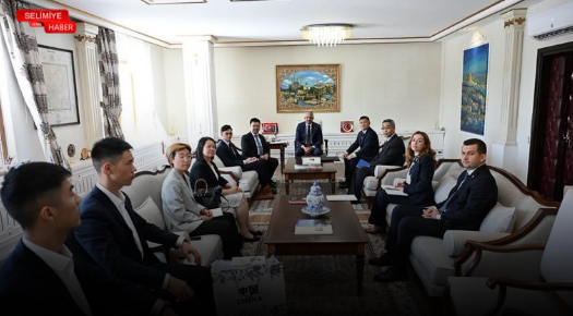 ÇİN HALK CUMHURİYETİ İSTANBUL BAŞKONSOLOSU WEI XIAODONG’DAN VALİ SEZER’E ZİYARET