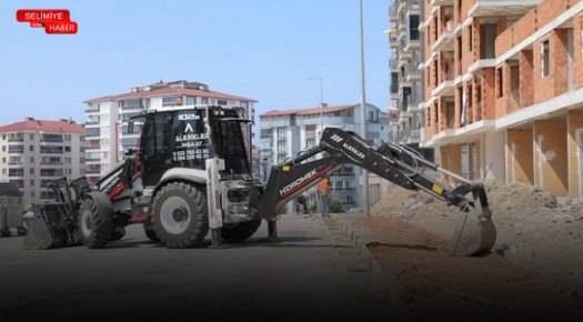 KUVAYI MİLLİYE BULVARI’NDA KALDIRIM DÜZENLEME ÇALIŞMALARI SÜRÜYOR