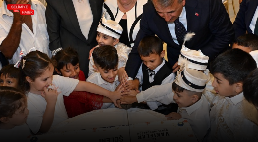 EDİRNE’DE 25 ÇOCUK İÇİN SÜNNET ŞÖLENİ DÜZENLENDİ