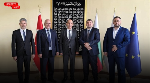 TRAKYA ÜNİVERSİTESİ HEYETİNDEN BULGARİSTAN BAŞMÜFTÜSÜ HASANOV’A ZİYARET