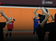 DEZAVANTAJLI ÖĞRENCİLER YAZ SPOR ETKİNLİKLERİNDE VOLEYBOLLA BULUŞTU
