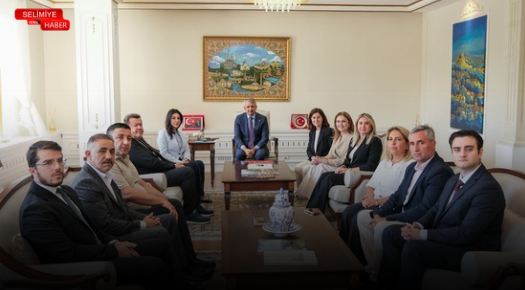 AK PARTİ GENEL BAŞKAN YARDIMCISI NİLHAN AYAN’DAN VALİ SEZER’E ZİYARET