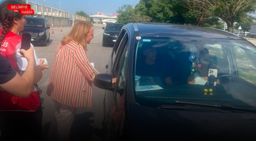 CHP GENEL BAŞKAN YARDIMCISI SEMRA DİNÇER’DEN GURBETÇİLERE “VATANA HOŞ GELDİNİZ” KARŞILAMASI