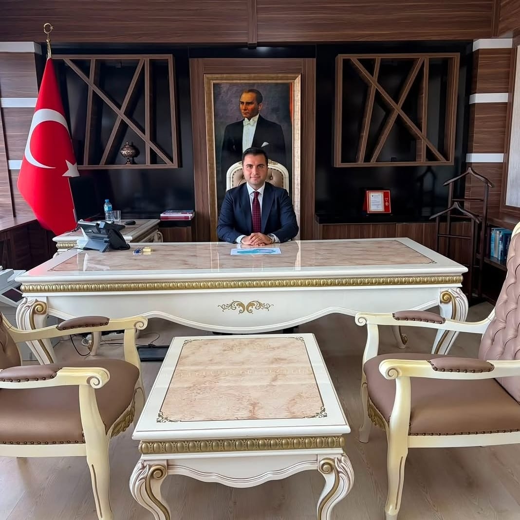 Lalapaşa Kaymakamı Mustafa Çolak görevine başladı